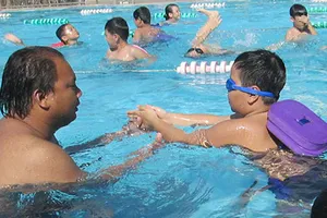 Dạy bơi trong trường học còn nặng hình thức