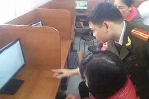 Làm hộ chiếu chỉ 15 phút