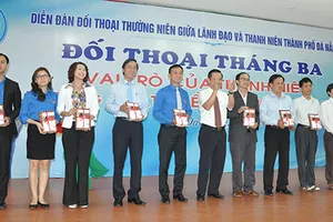 Lãnh đạo Đà Nẵng đối thoại với thanh niên