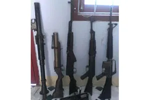 Khởi tố kẻ trộm năm khẩu súng trưng bày