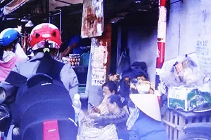 Dẹp chợ tự phát vì lợi ích của cộng đồng