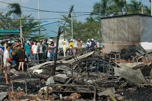 Cháy chợ, nhà trọ cũng thiệt hại