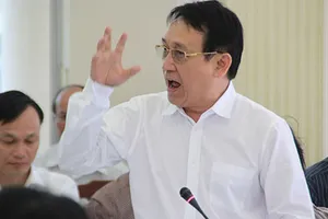 Đà Nẵng: Bị vòi vĩnh, hãy gọi cho lãnh đạo TP