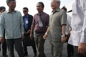 Tổng Bí thư Nguyễn Phú Trọng thăm dự án HAGL tại Lào