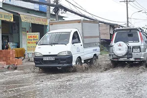 Đoạn đường xuống cấp trầm trọng