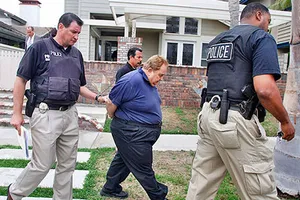 Thị trưởng lãnh lương khủng bị kết án 12 năm tù