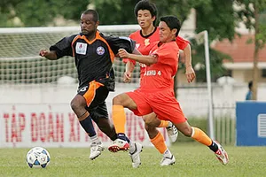 Nguyễn Rogerio: “V-League rất nghiệp dư!”