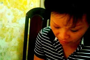 Khởi tố người hành hung, đâm xe vào công an