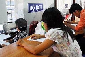 Cô ruột đứng tên mẹ ruột 