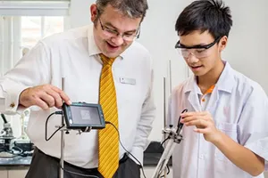 Tư vấn trực tuyến: Chương trình THCS hệ Tú tài quốc tế 