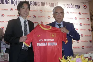 Vấn đề của bóng đá Việt Nam: Mất gốc!