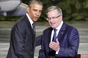 Obama công du trấn an các đồng minh Đông Âu