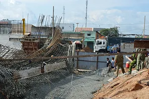 Tai nạn lao động trên cầu vượt, một công nhân tử vong