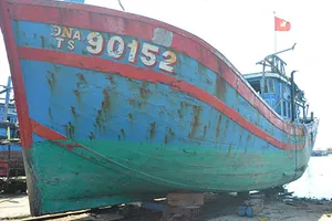 Người đóng tàu đi Hoàng Sa