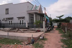 Bán đất người khác lấy tiền tỉ bỏ trốn