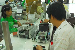 Thu phí để hạn chế tiền mặt là hợp lý