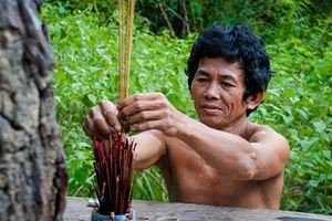 32 năm sống giữa rừng sâu