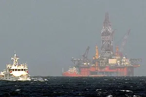 Đẩy thêm giàn khoan vào biển Đông: TQ muốn chứng tỏ là “ông kẹ” mới