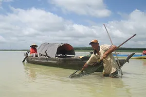 Bị mù vẫn gánh gia đình trên vai