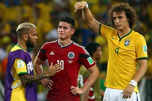 Rodriguez tố trọng tài “phù hộ” Brazil