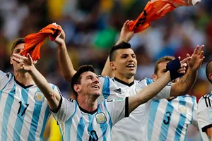 Bán kết Argentina - Hà Lan: Argentina nằm kèo trên