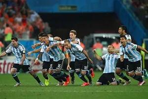 Argentina vào chung kết World Cup 2014: Giấc mộng 24 năm