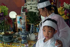 20 giờ vật lộn trên biển với “Long Vương”