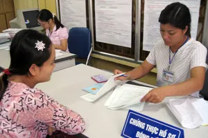 Công chứng viên chịu trách nhiệm về nội dung bản dịch