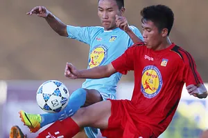 Khai mạc VCK giải U-17 báo Bóng Đá: Chủ nhà trắng tay