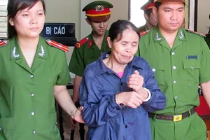 Chém chết chồng vì bị bạo hành 12 năm 