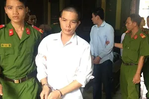 Không giảm án cho các bị cáo hiếp bạn nhậu “nhí”