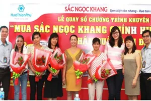 Thứ Bảy Lộc - Phát cùng Sắc Ngọc Khang