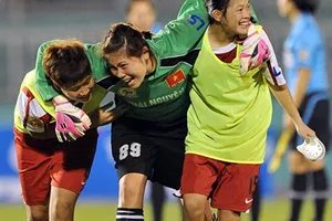 Vấn đề của bóng đá VN: Tiền cho cầu thủ nữ