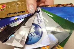 Cẩn thận khi dùng thẻ tín dụng