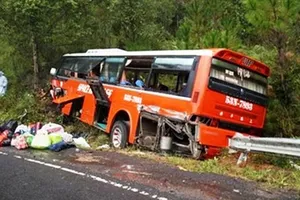 Tai nạn giao thông làm 36 người chết và bị thương 