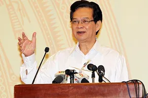 Thủ tướng Nguyễn Tấn Dũng: Phải đổi mới đồng bộ cả kinh tế, chính trị 