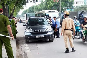 Vụ đâm chết người trong ô tô: Bắt người “giới thiệu” thuê sát thủ 