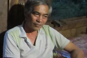 Điện lực thu tiền đấu nối giá “cắt cổ”