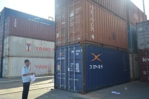 Nghi lách luật để nhập siêu xe