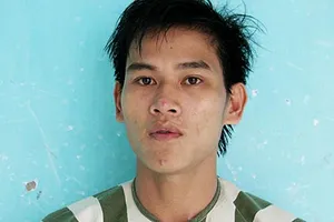 Bắt kẻ hiếp dâm, tống tiền nạn nhân