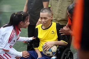 Đấu giá trên sân và đấu giá… online