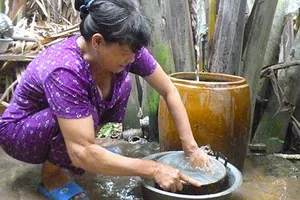 Người dân Đa Phước khổ sở vì thiếu nước sạch