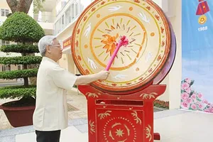 Ngành giáo dục phải làm tốt việc dạy nghề, dạy người