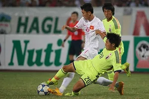 U-19 Việt Nam - U-19 Nhật (2-3): Lại thua