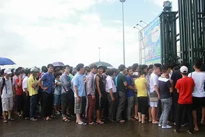 Vỡ kế hoạch và vỡ sân