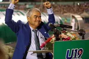 Vấn đề của bóng đá VN: Khi ông chủ tịch VFF ‘ôm’ U-19
