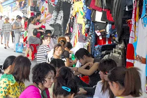 Thống nhất tạm ngưng xây mới chợ Tân Bình