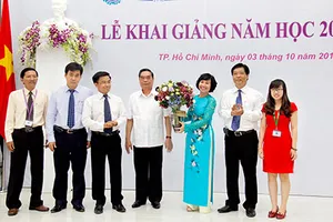 Thường trực Ban Bí thư Lê Hồng Anh dự khai giảng Trường ĐH Luật TP.HCM
