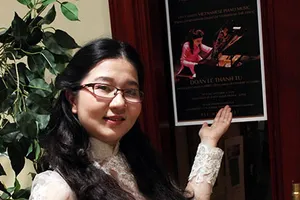 Pianist Đoàn Lê Thanh Tú biểu diễn tại Paris