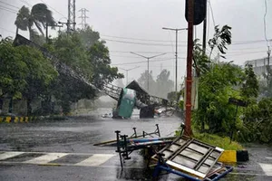 Ba người chết trong bão lớn ở Ấn Độ
